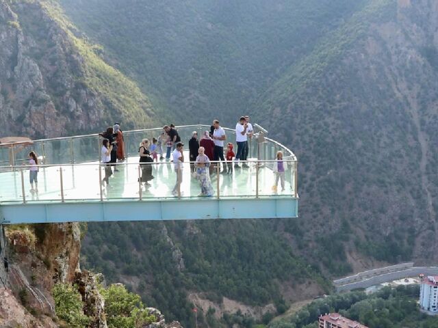 Rize Çıkışlı Sümela Manastırı Hamsiköy Turu